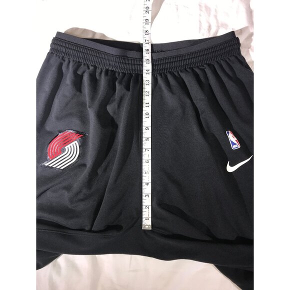Nike NBA Portland Trail Blazers Dri-FIT Black Athletic Short - Picture 7 of 9